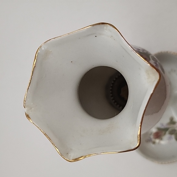 Vintage Moss Rose Small Oil Lamp & Ashtray 8" - Picture 5 of 13